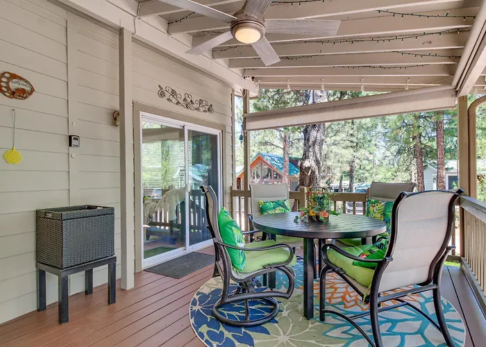 Holiday home Fairways, Fishing & Forest Fun! Show Retreat *